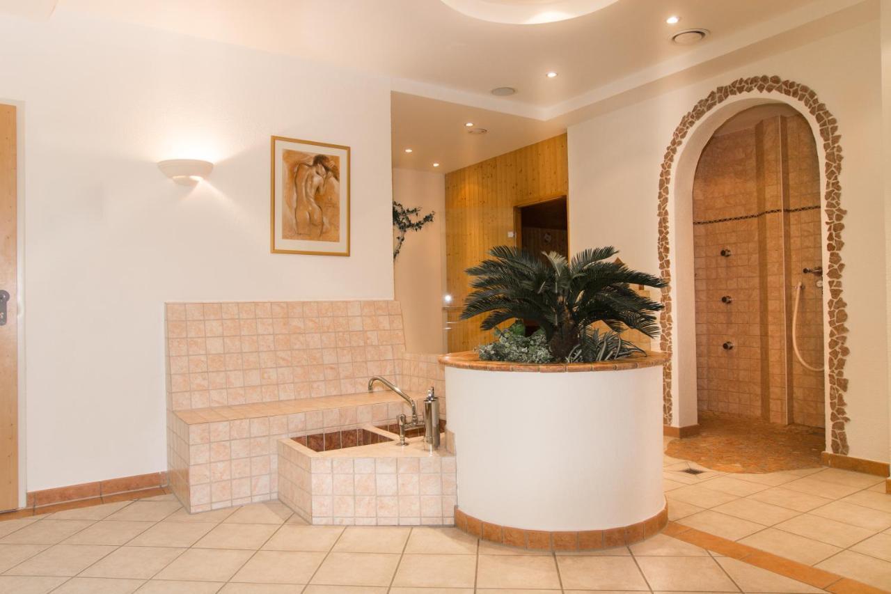 Hotel Montana Ішгль Екстер'єр фото